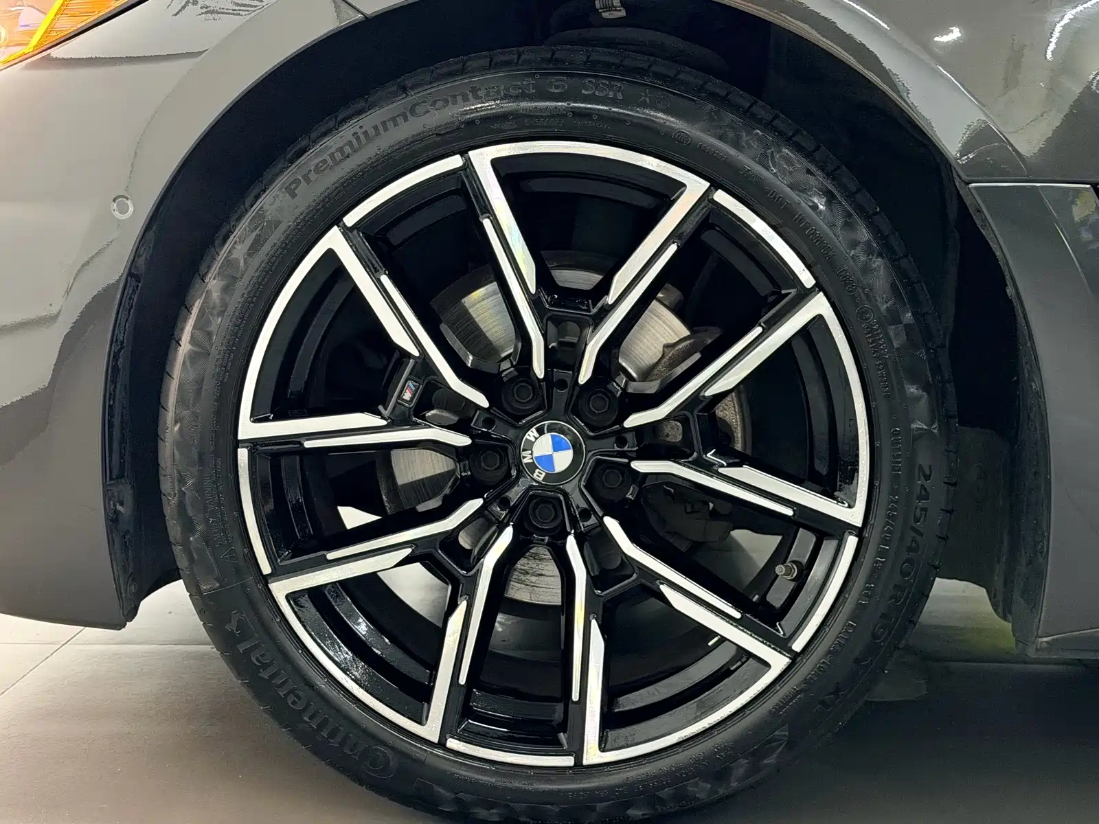 Photo 16 - BMW 4 Series