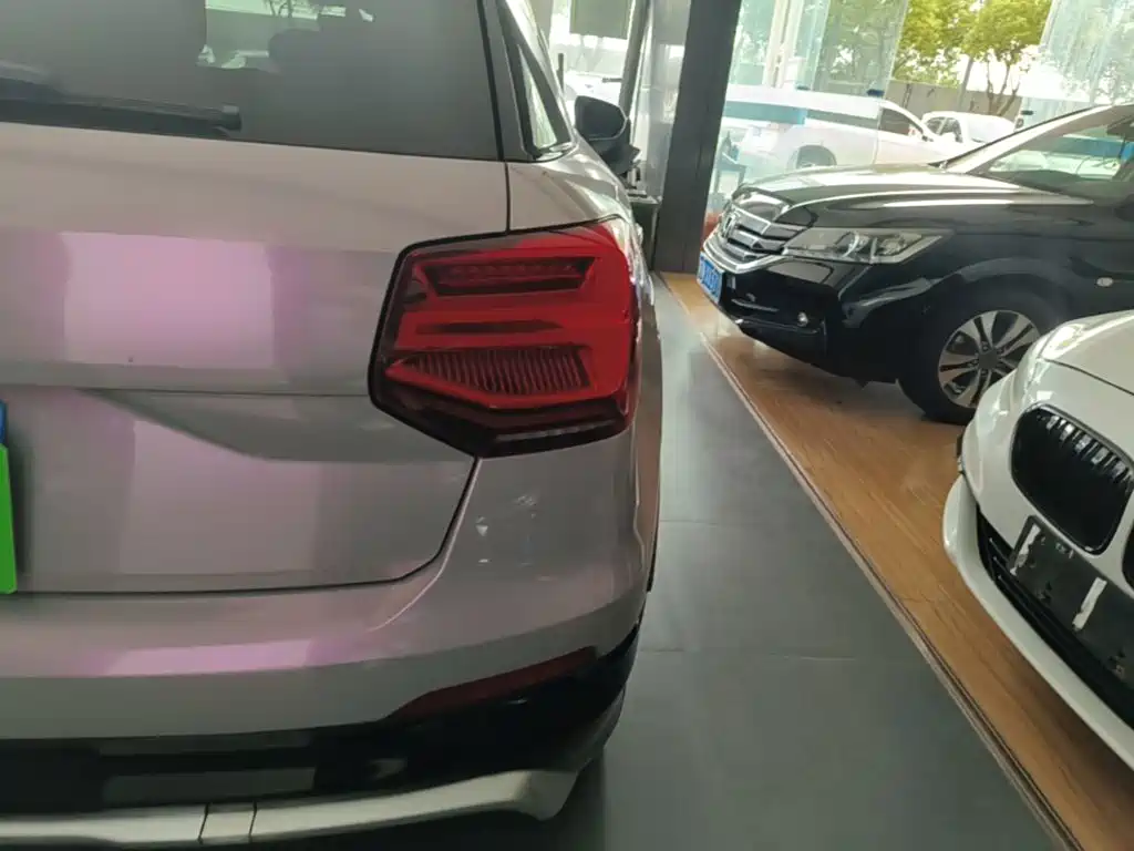Audi Q2L 2019 2018 35 TFSI Launch Exclusive Edition China VI