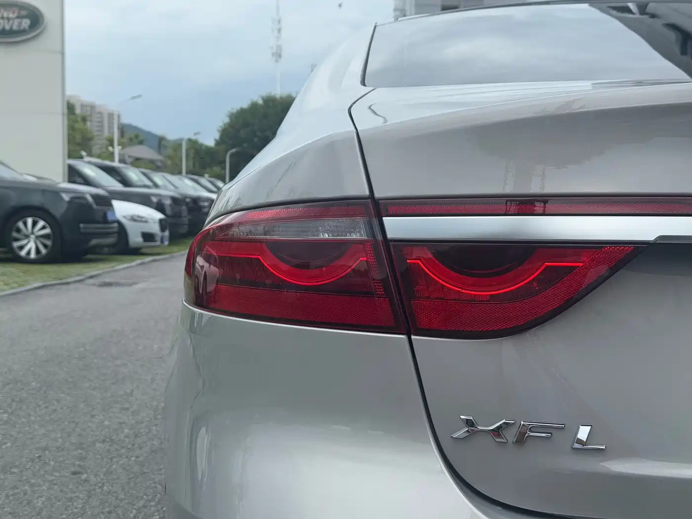 Jaguar XFL 2025 2024 2.0T P250 2WD Premium Luxury