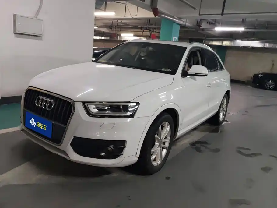 Photo 1 - Audi Q3