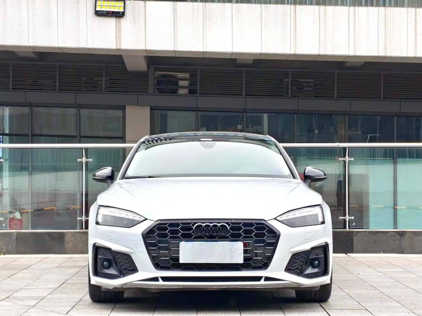 Audi A5 (Import) 2021 Sportback 40 TFSI Fashion Dynamic фото 2