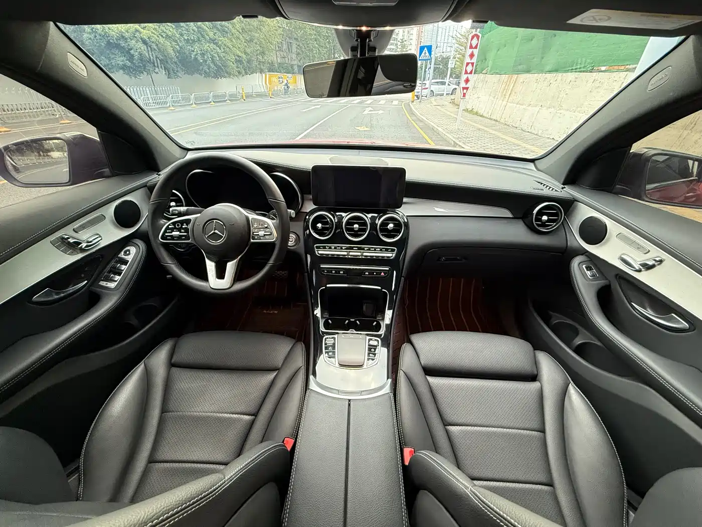 Mercedes-Benz GLC Coupe 2021 GLC 260 4MATIC Coupe SUV фото 13