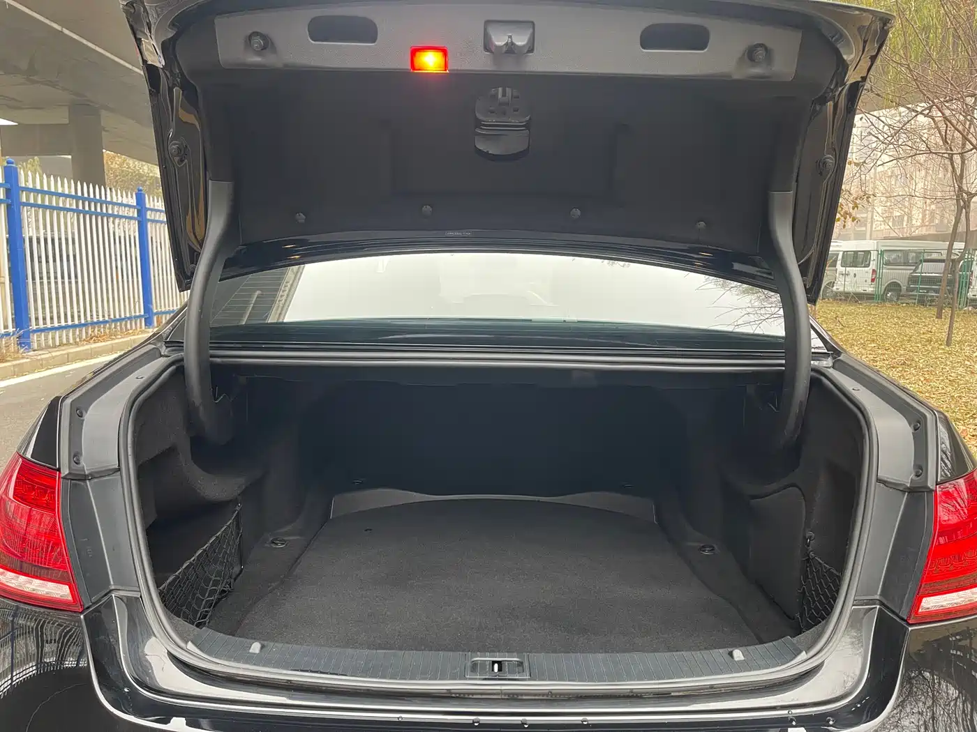 Mercedes-Benz E-Class 2015 E 200 L фото 9