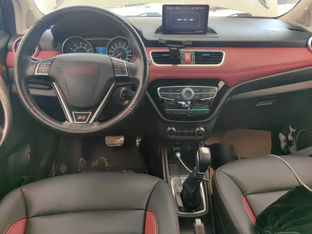 Haval H1 2015 2015 1.5L AMT Luxury