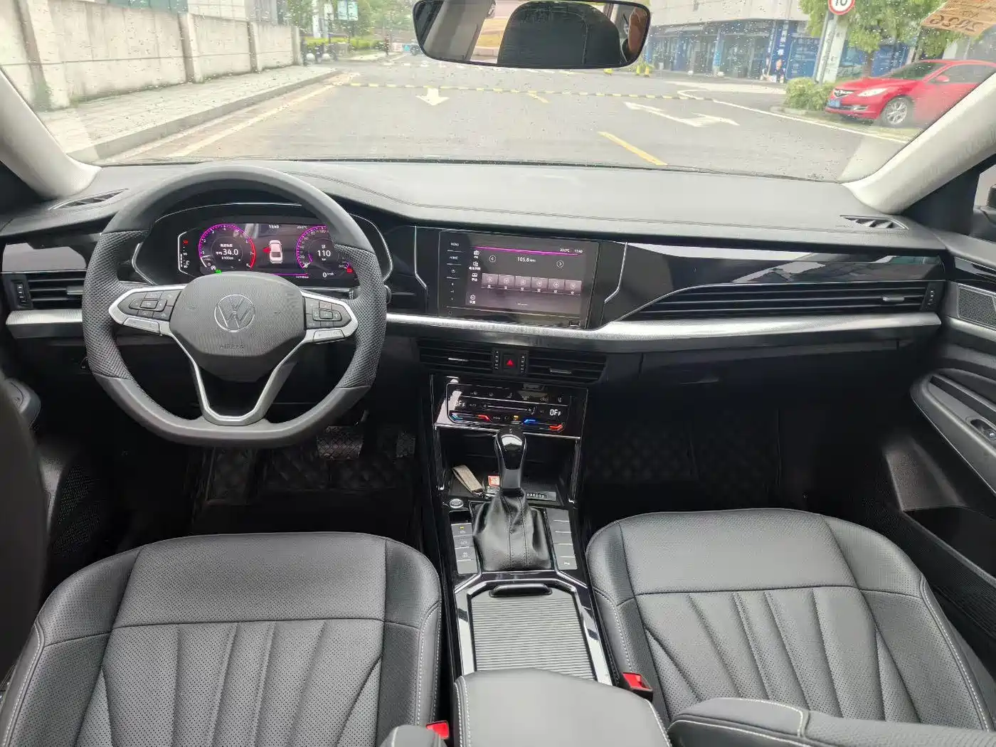 Volkswagen Passat 2024 380TSI Dragon Soaring Edition фото 7