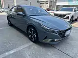 Фото 3 - Hyundai Elantra