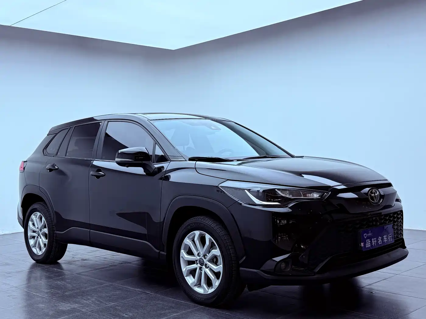 Toyota Frontlander 2023 2.0L CVT Leading Edition фото 7
