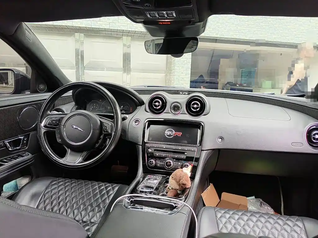 Jaguar XJ 2018 2018 XJL 3.0 SC 2WD Elegant Business Edition