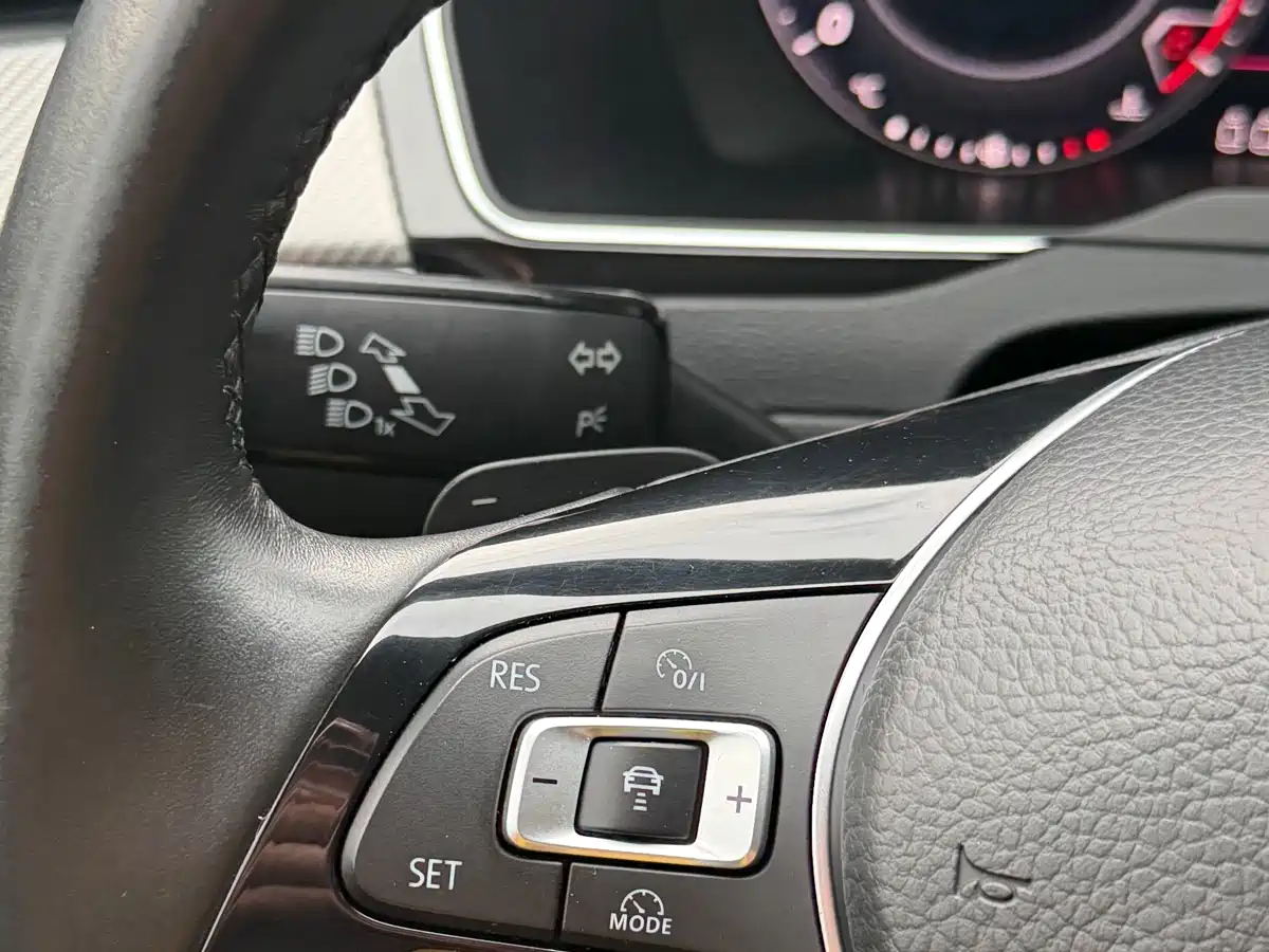 Volkswagen FAW-Volkswagen CC 2019 380TSI Charm Edition China VI фото 16
