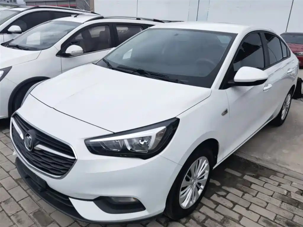 Buick Excelle 2020 15N CVT Elite фото 2
