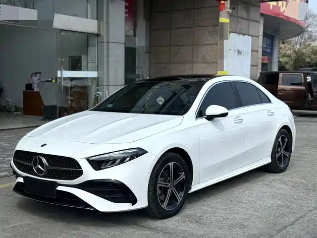 MERCEDES-BENZ A CLASS