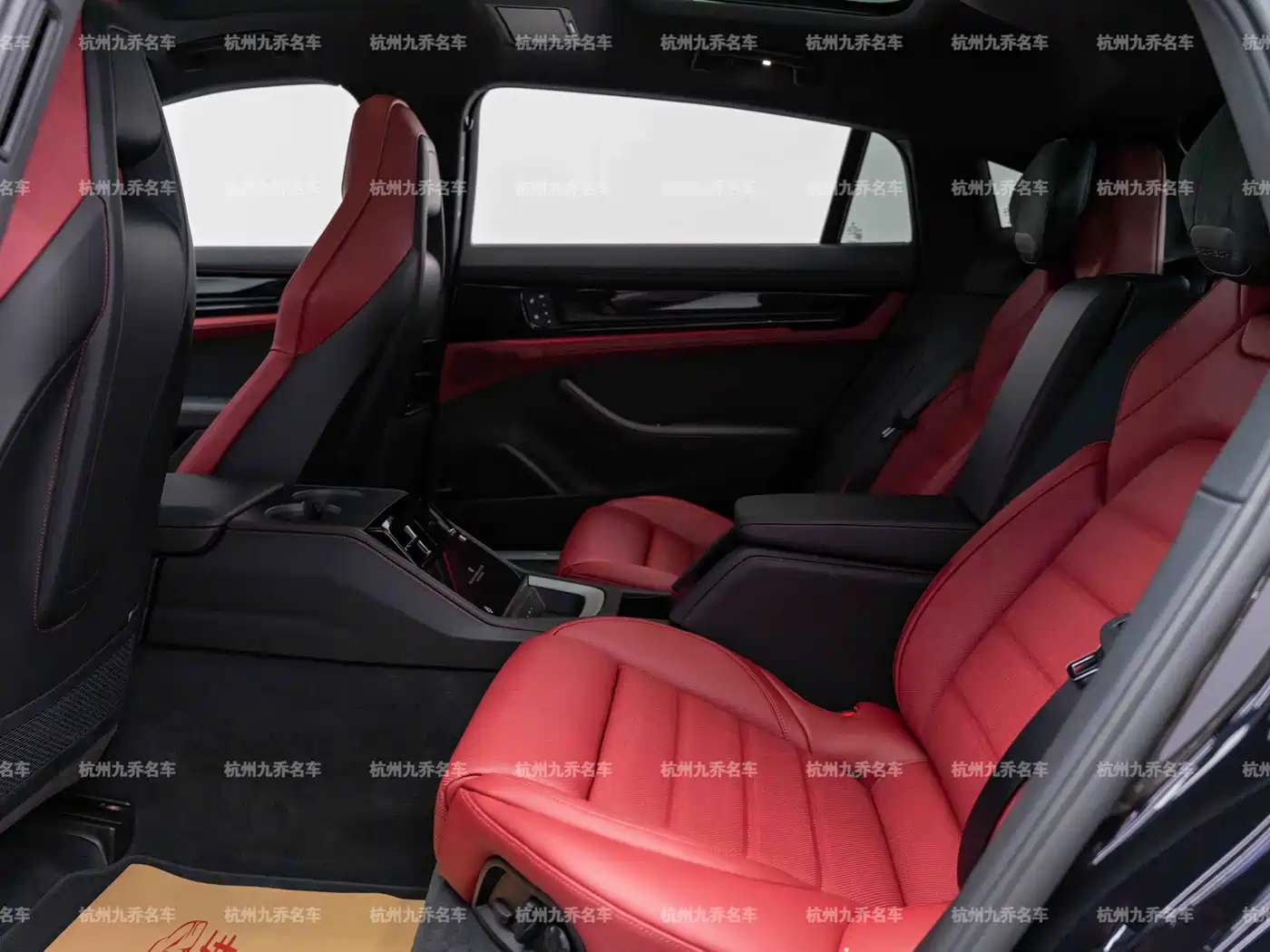 Porsche Panamera 2024 Panamera Executive Long Wheelbase 2.9T фото 14