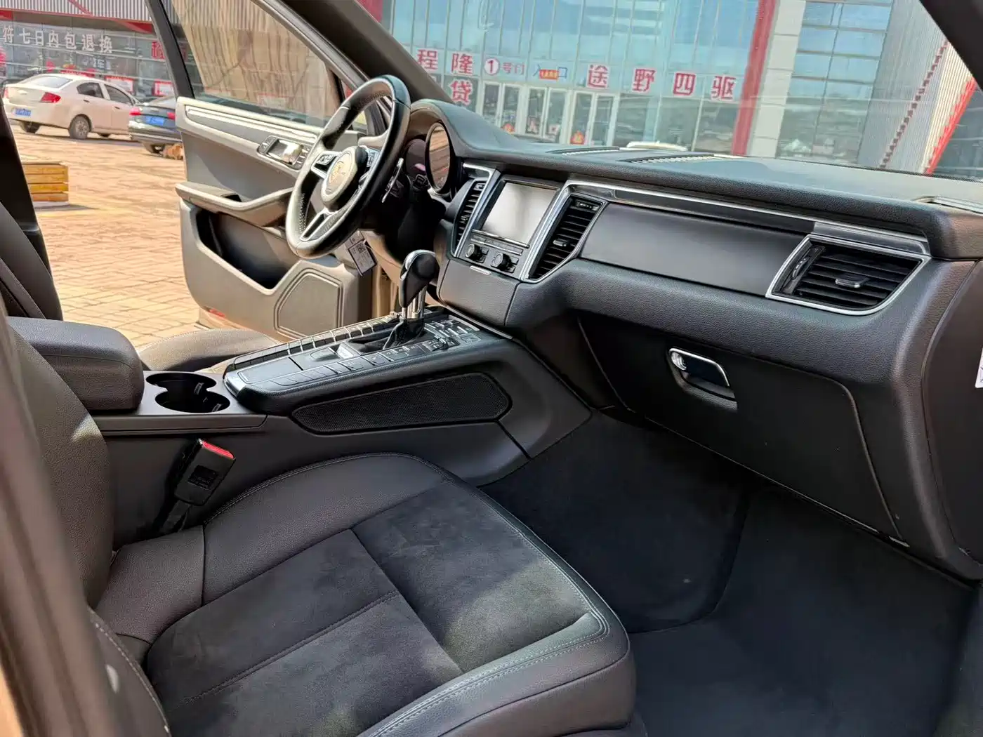 Porsche Macan 2014 Macan 2.0T фото 9