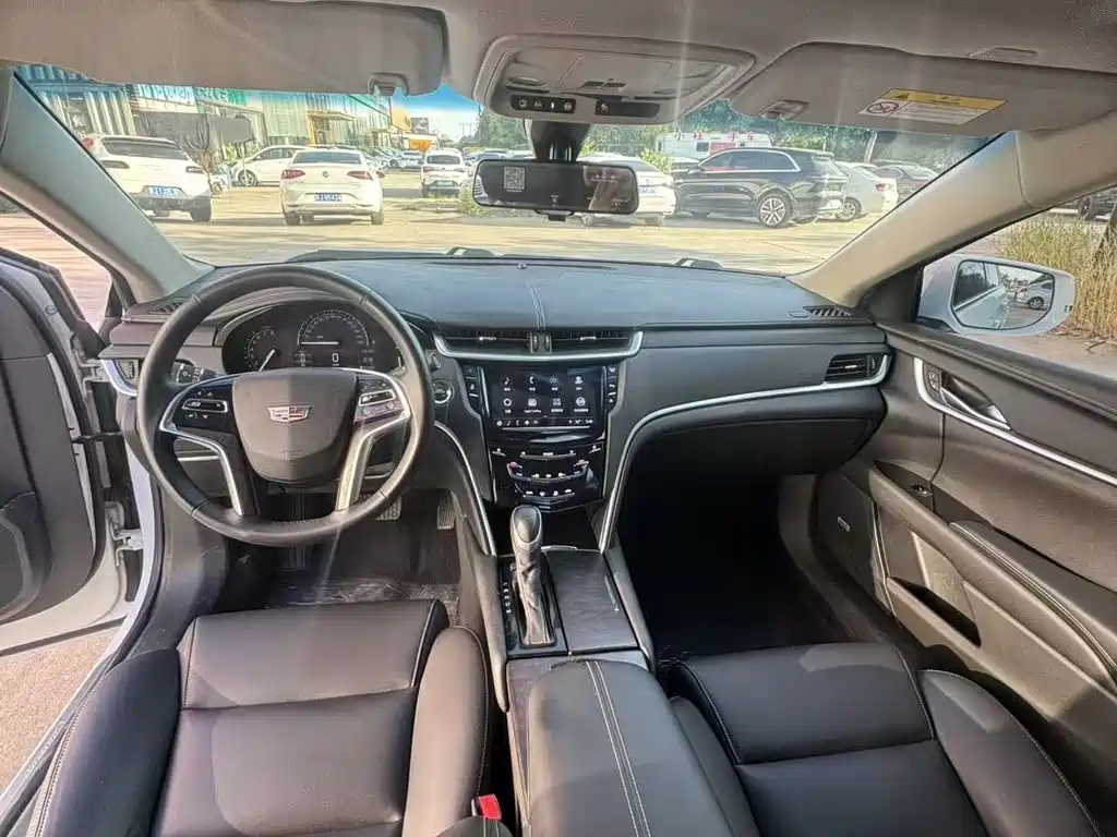 صورة 3 - Cadillac XTS