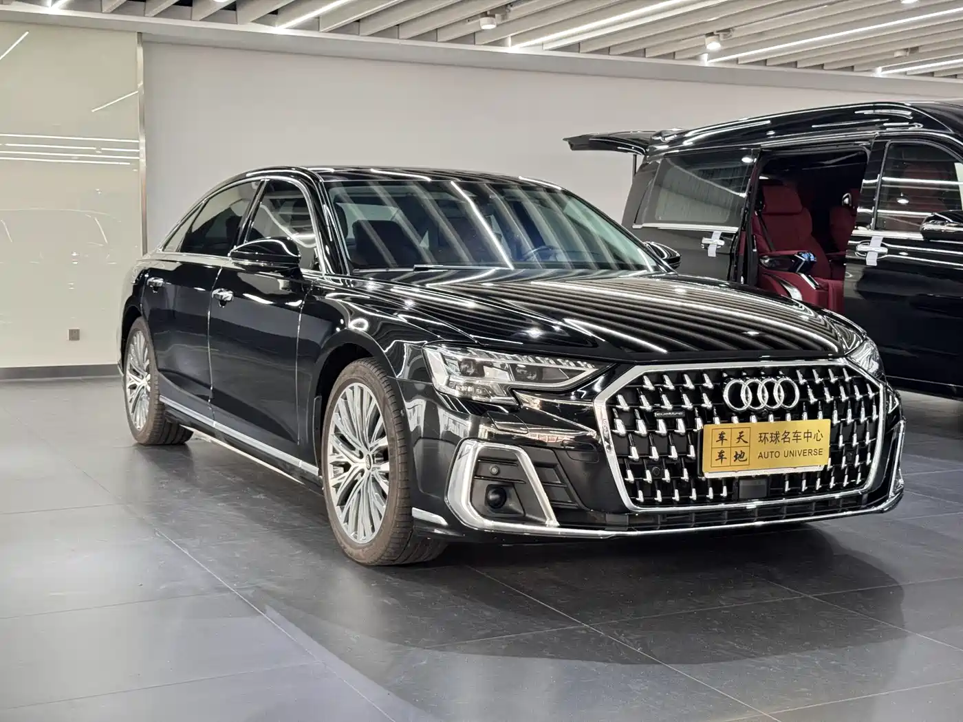 Audi A8 2023 A8L 50 TFSI quattro Premium фото 13