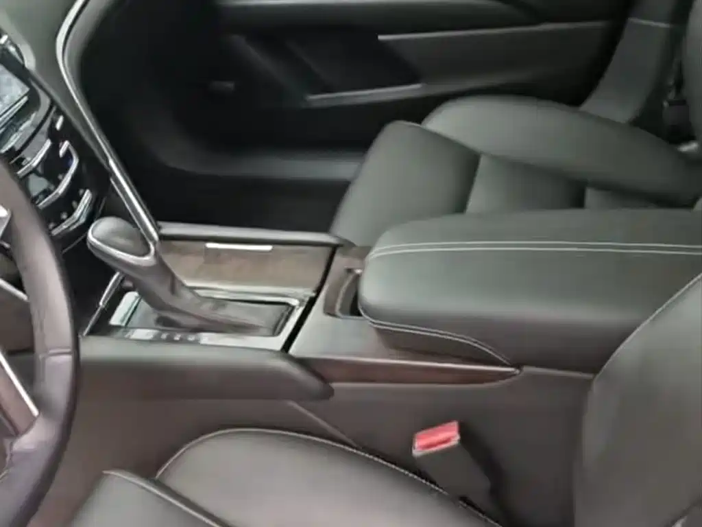 صورة 14 - Cadillac XTS