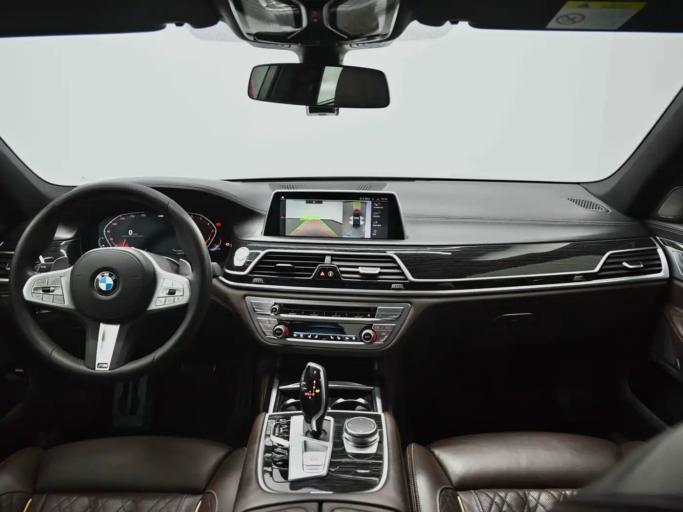 BMW 7 Series 2019 740Li Leading M Sport Package фото 31