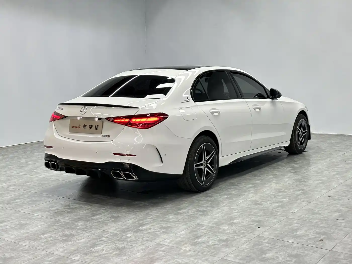 Mercedes-Benz C-Class 2024 Facelift III C 260 L Night Sport Edition фото 4
