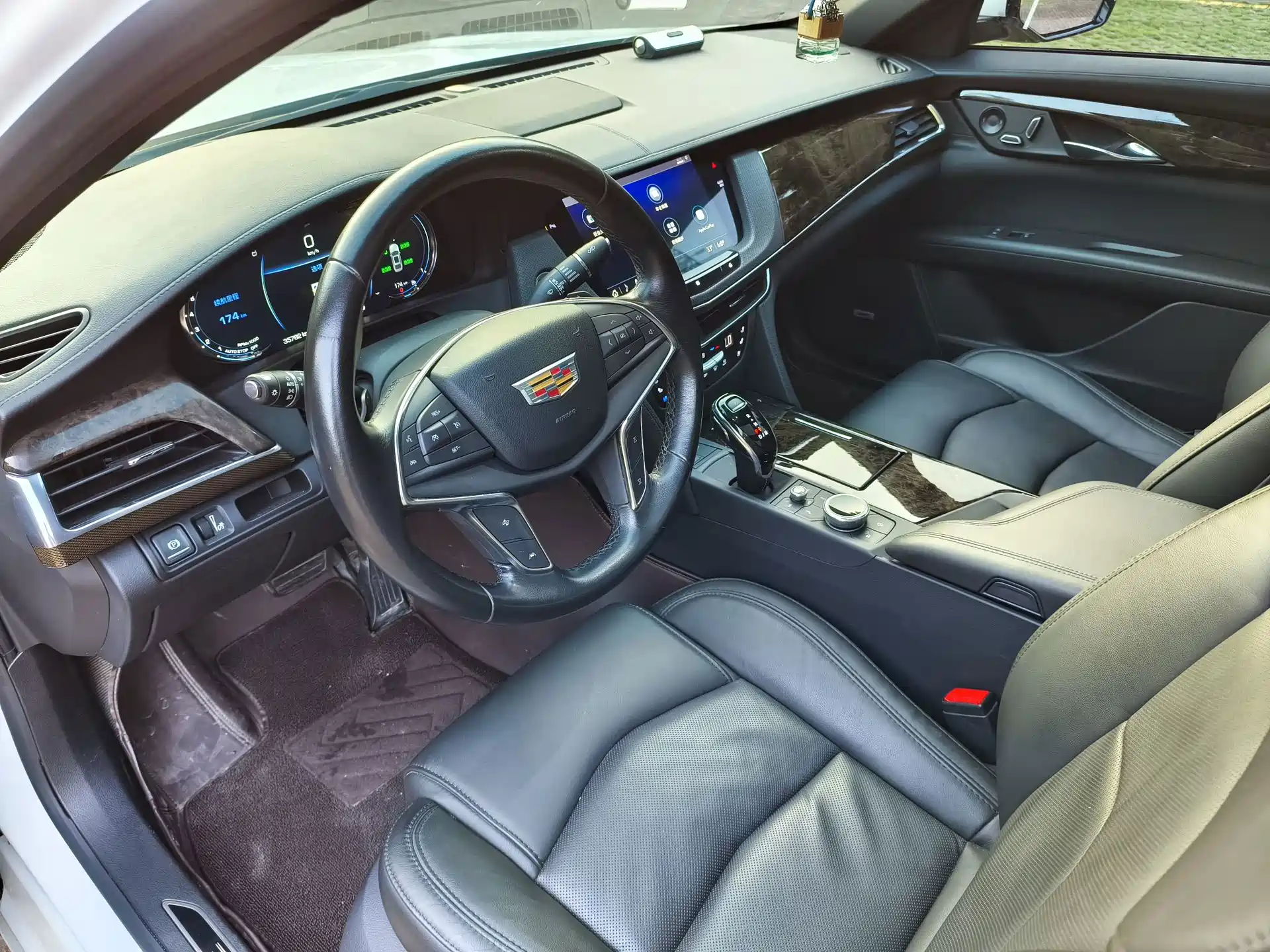 Фото 5 - Cadillac CT6