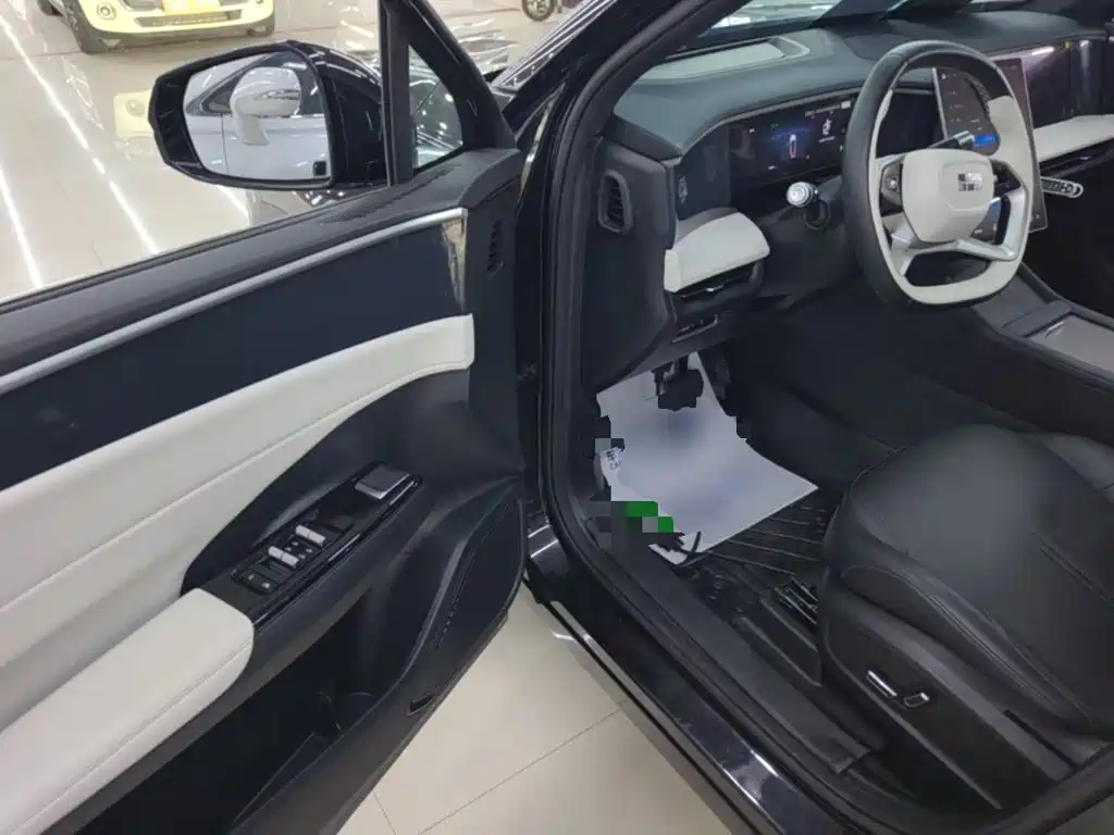 Geely Galaxy Galaxy L7 2023 2023 1.5T 115km PLUS