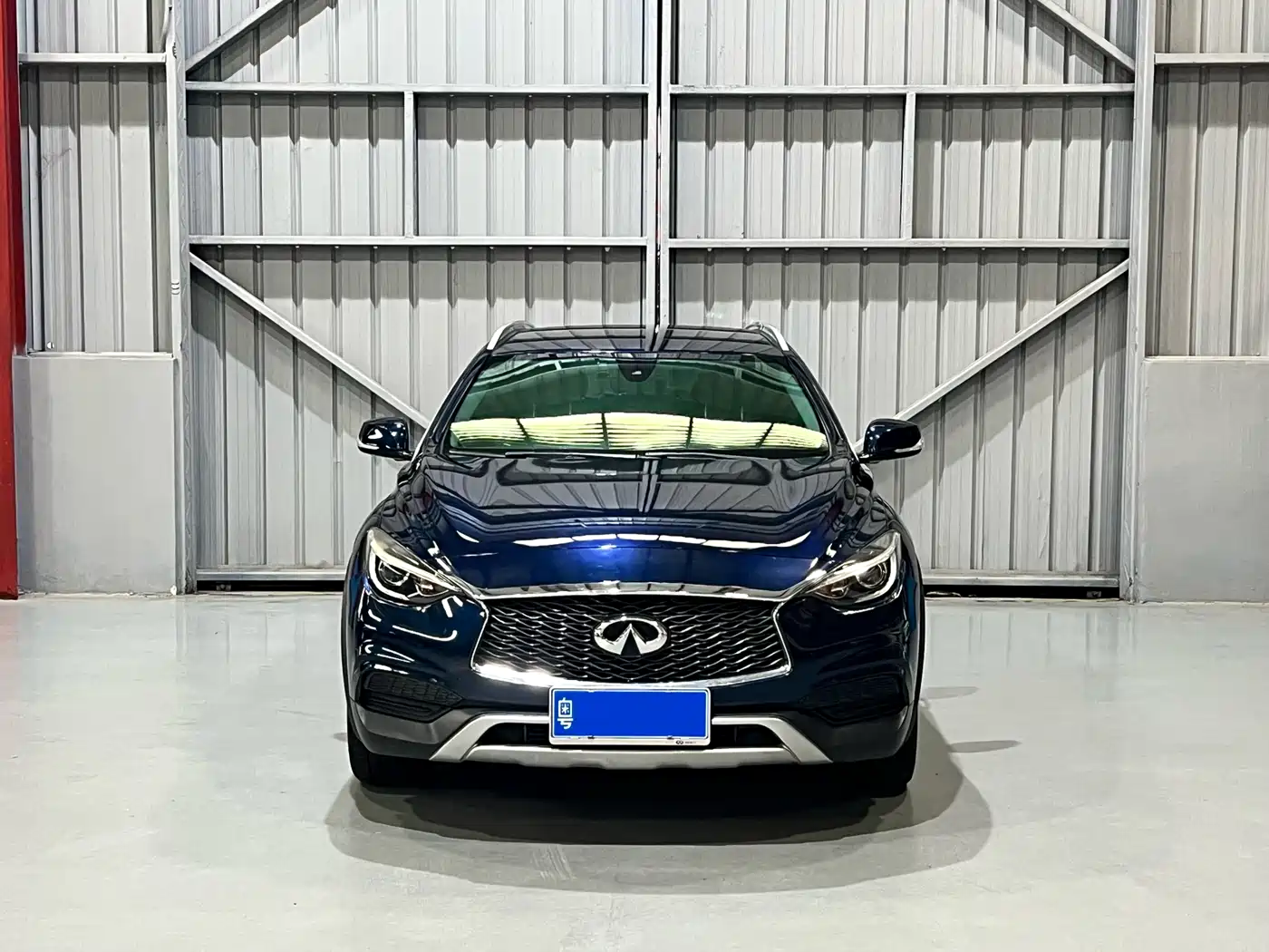 Infiniti QX30 2017 1.6T 2WD Fashion Edition фото 2