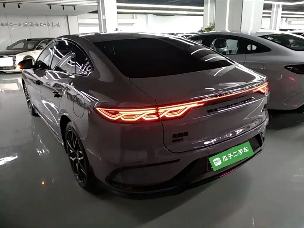 BYD Han 2025 DM-i 125KM Premium фото 5