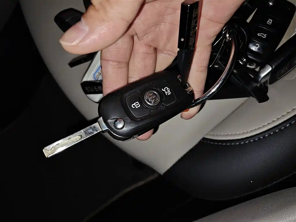 Buick Verano 2019 Sedan 15S Auto Leading фото 9