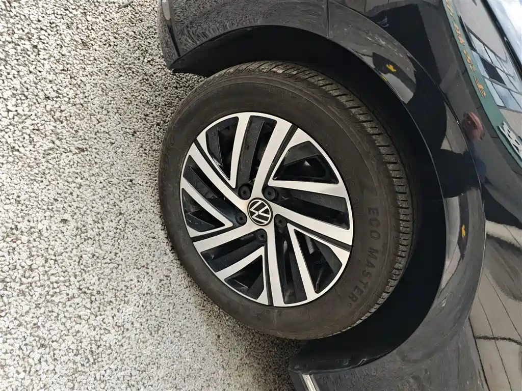 Volkswagen Lavida 2024 Model 300TSI DSG Starlight Leading Edition фото 23