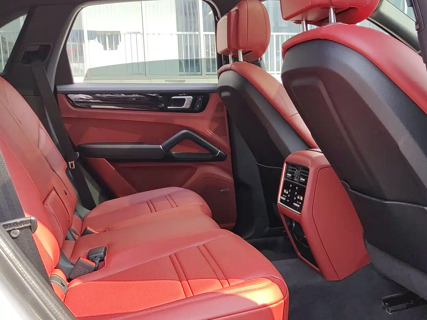 Porsche Cayenne New Energy 2021 Cayenne E-Hybrid 2.0T фото 21