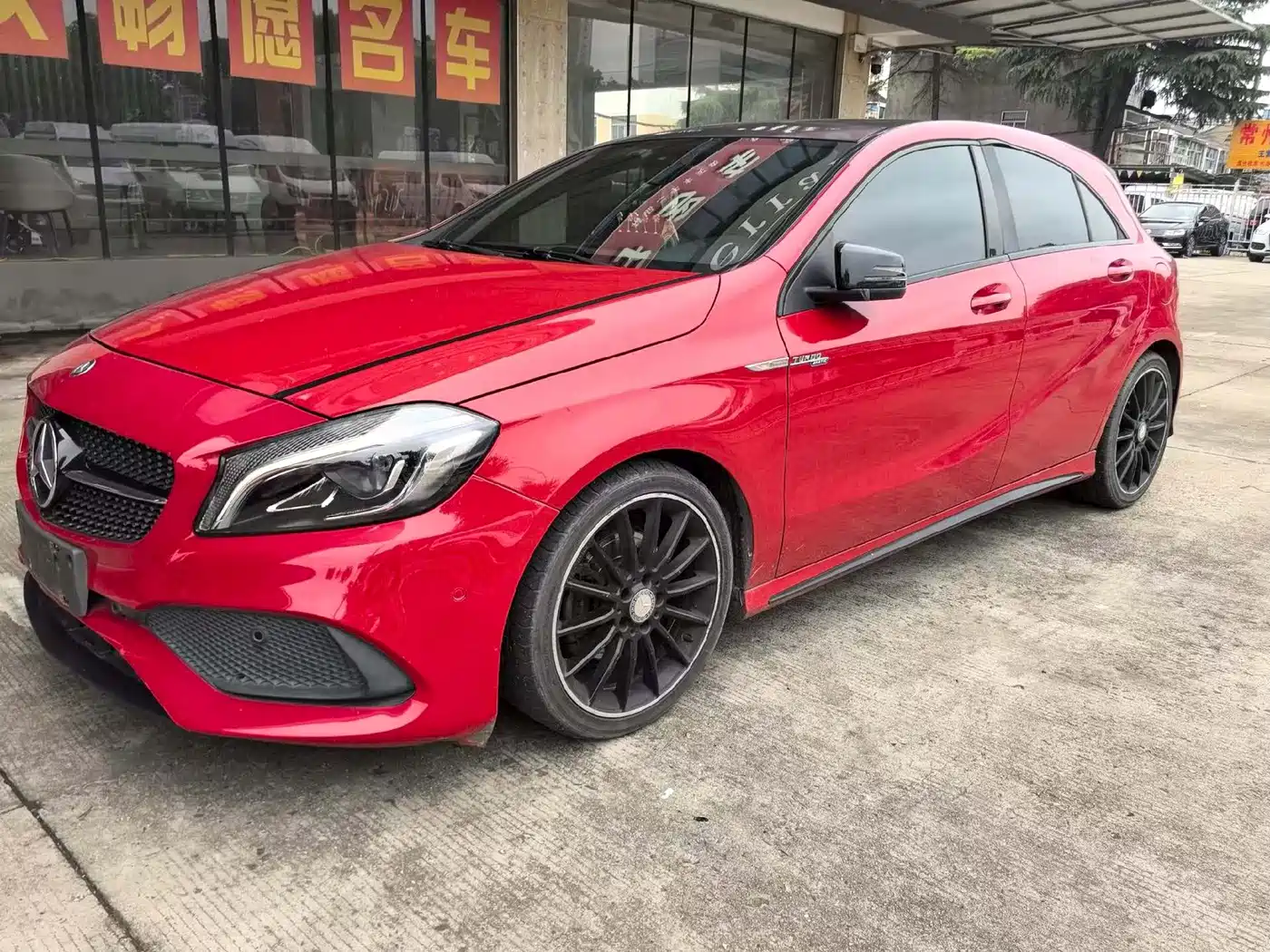 Mercedes-Benz A-Class (Import) 2016 A 200 Sport фото 2