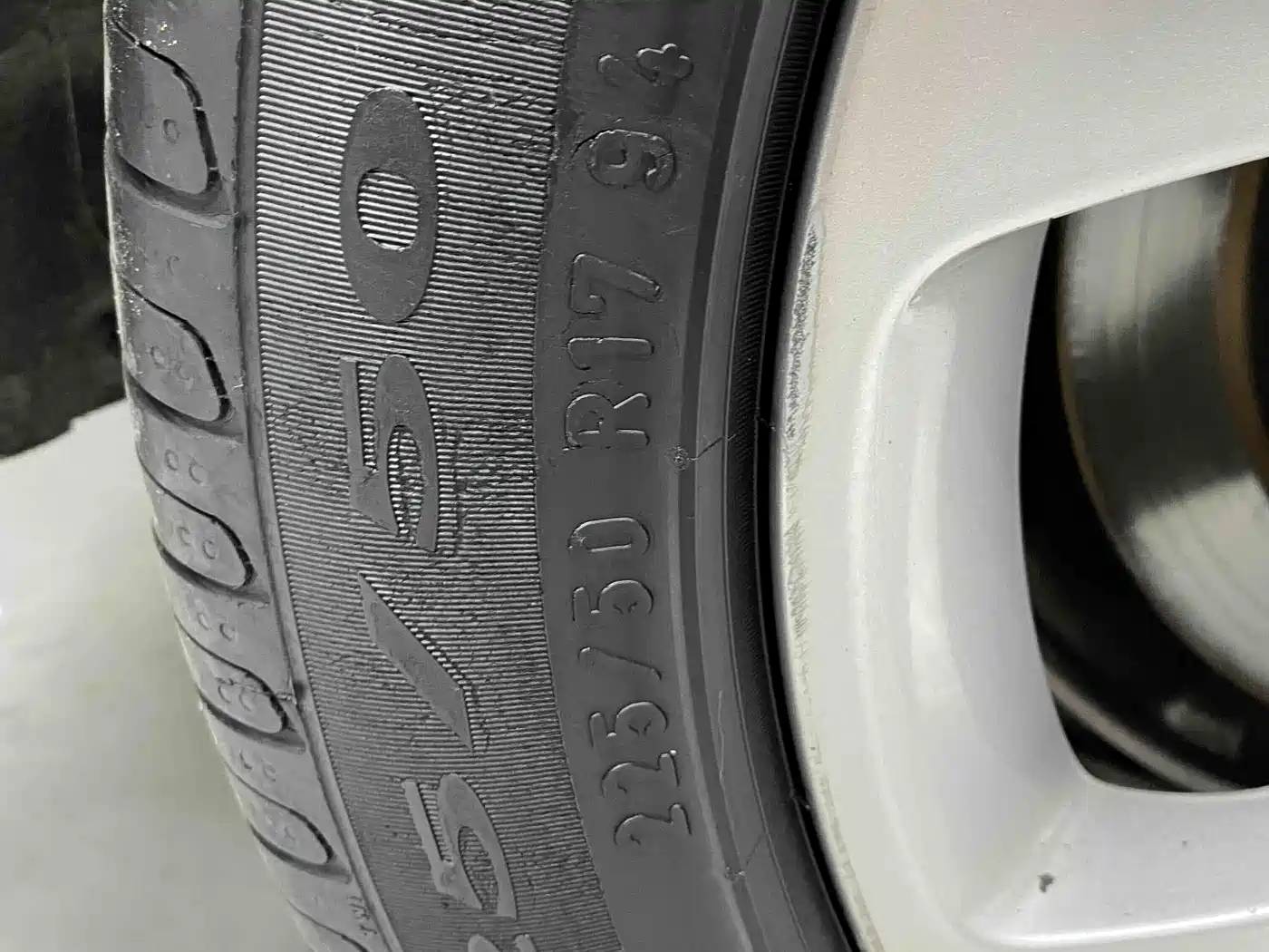 BMW X1 (Import) 2012 sDrive18i Luxury фото 18