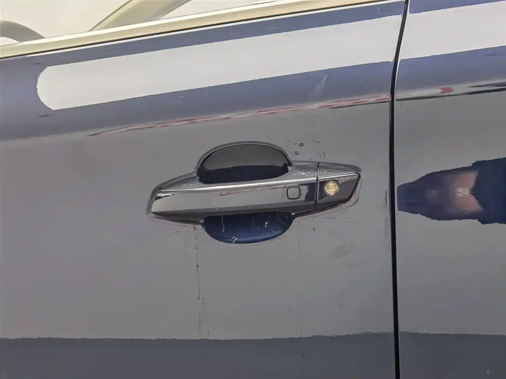 BYD Song MAX 2018 1.5T Auto Smart Connected Elite 6-Seater фото 18