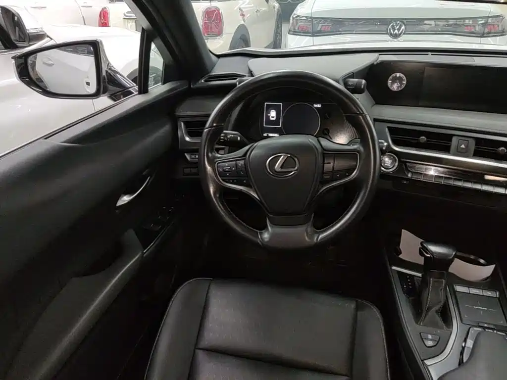 Lexus UX 2021 2020 200 Special Edition