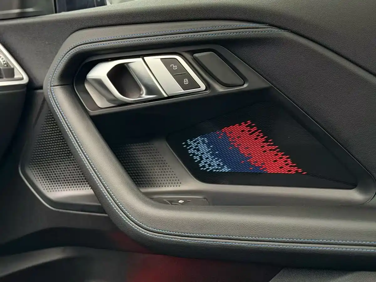 BMW 2 Series (Import) 2022 225i M Shadow Edition фото 7