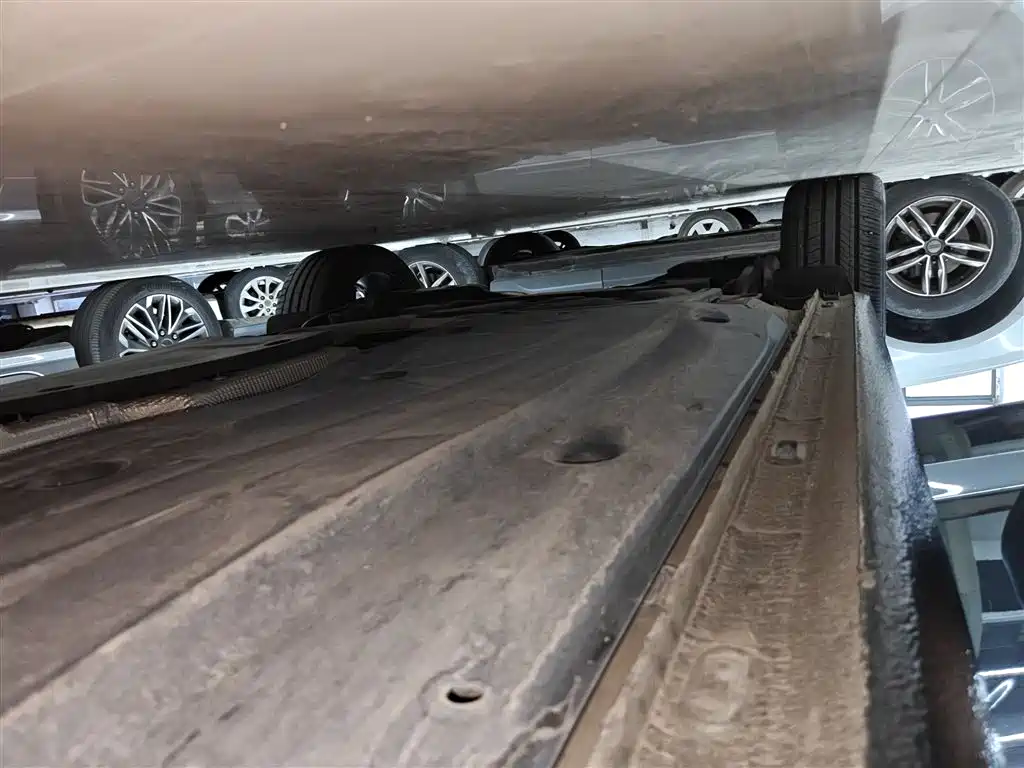Volkswagen Sagitar 2023 300TSI DSG Surpassing Edition фото 17