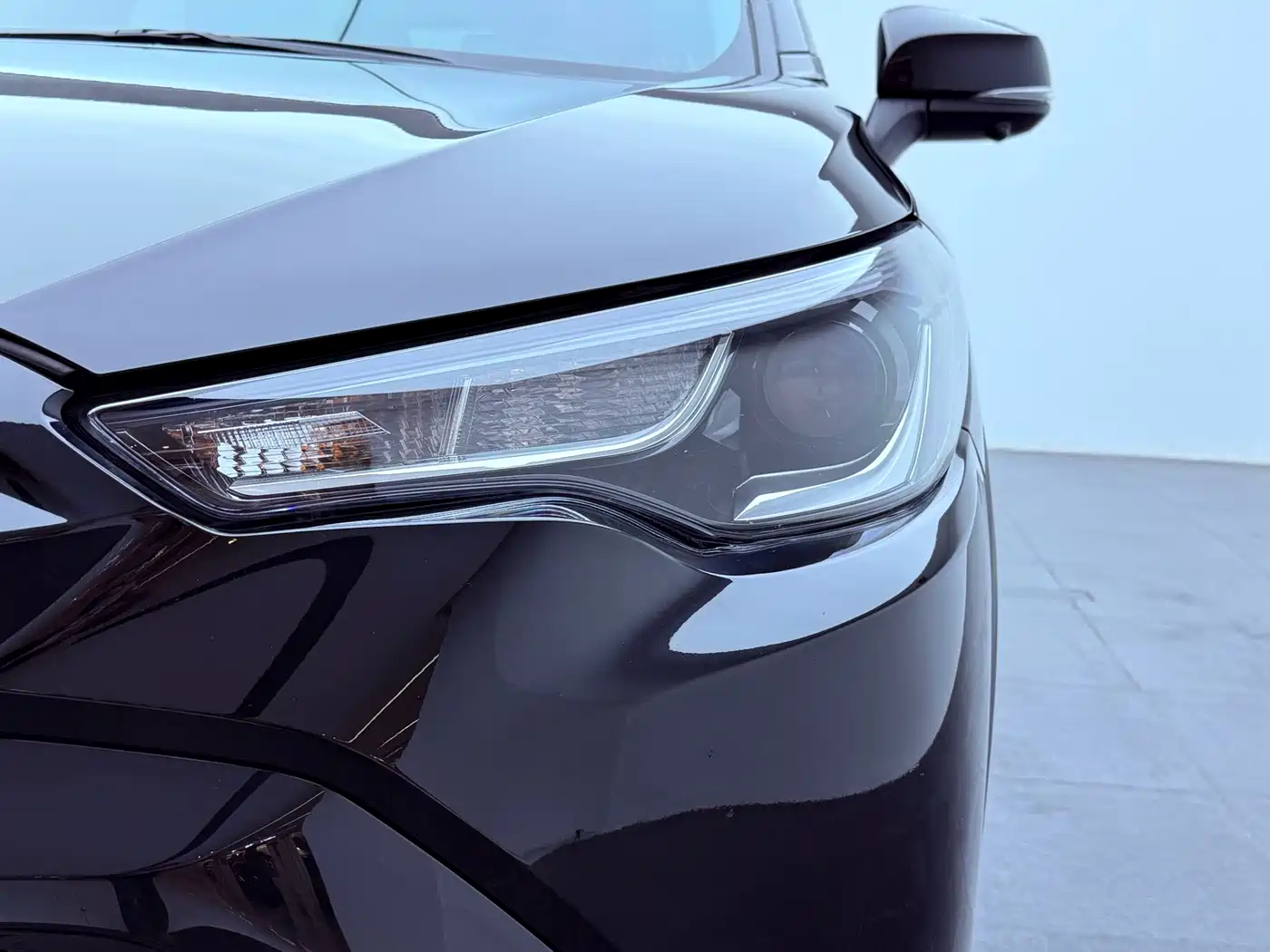 Toyota Frontlander 2023 2.0L CVT Leading Edition фото 21