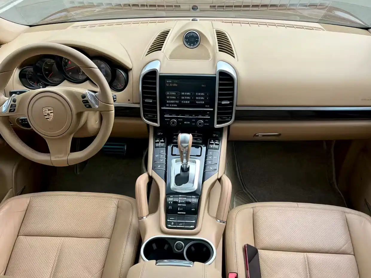 Porsche Cayenne 2011 Cayenne 3.0T фото 5