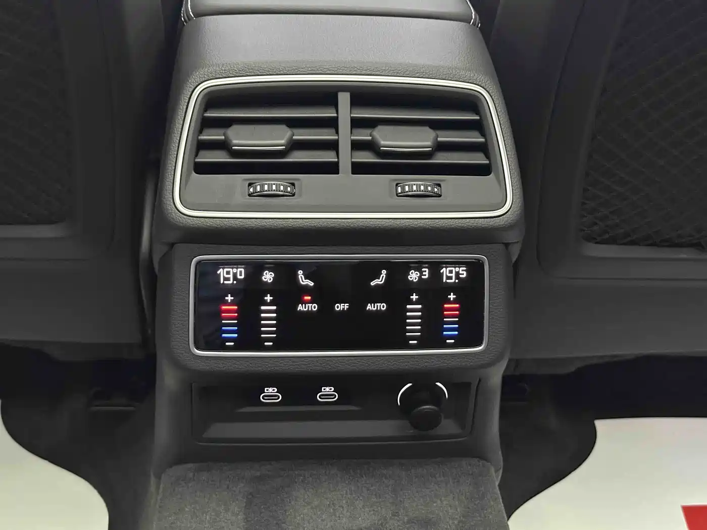 Audi A6L 2024 45 TFSI quattro Premium Elegance фото 16