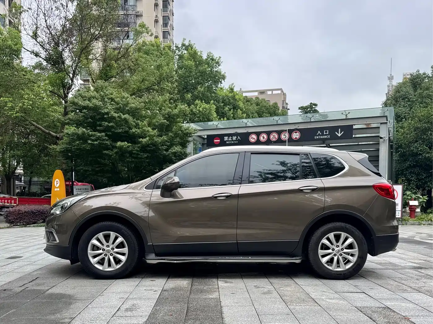 Buick Envision Plus 2015 2014 28T 4WD Luxury