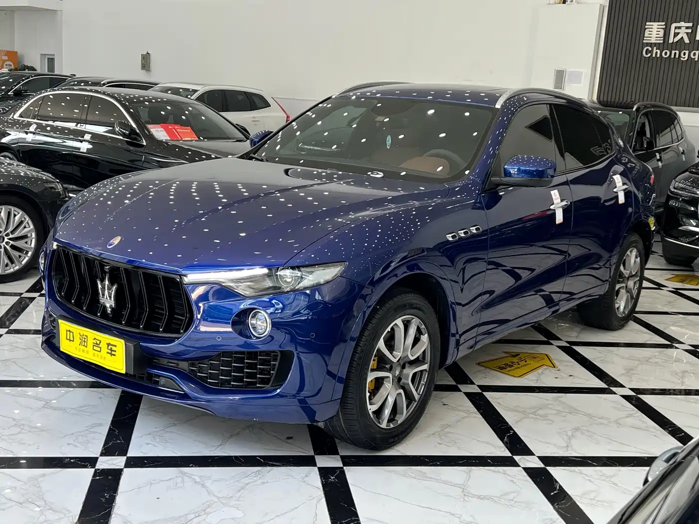 Photo 1 - Maserati Levante