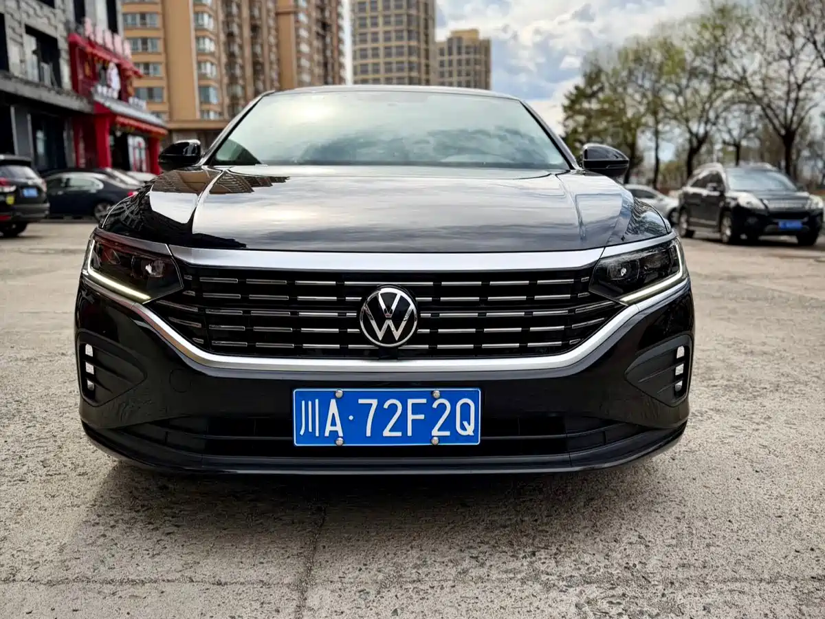Volkswagen Passat 2022 280TSI Business Edition фото 2
