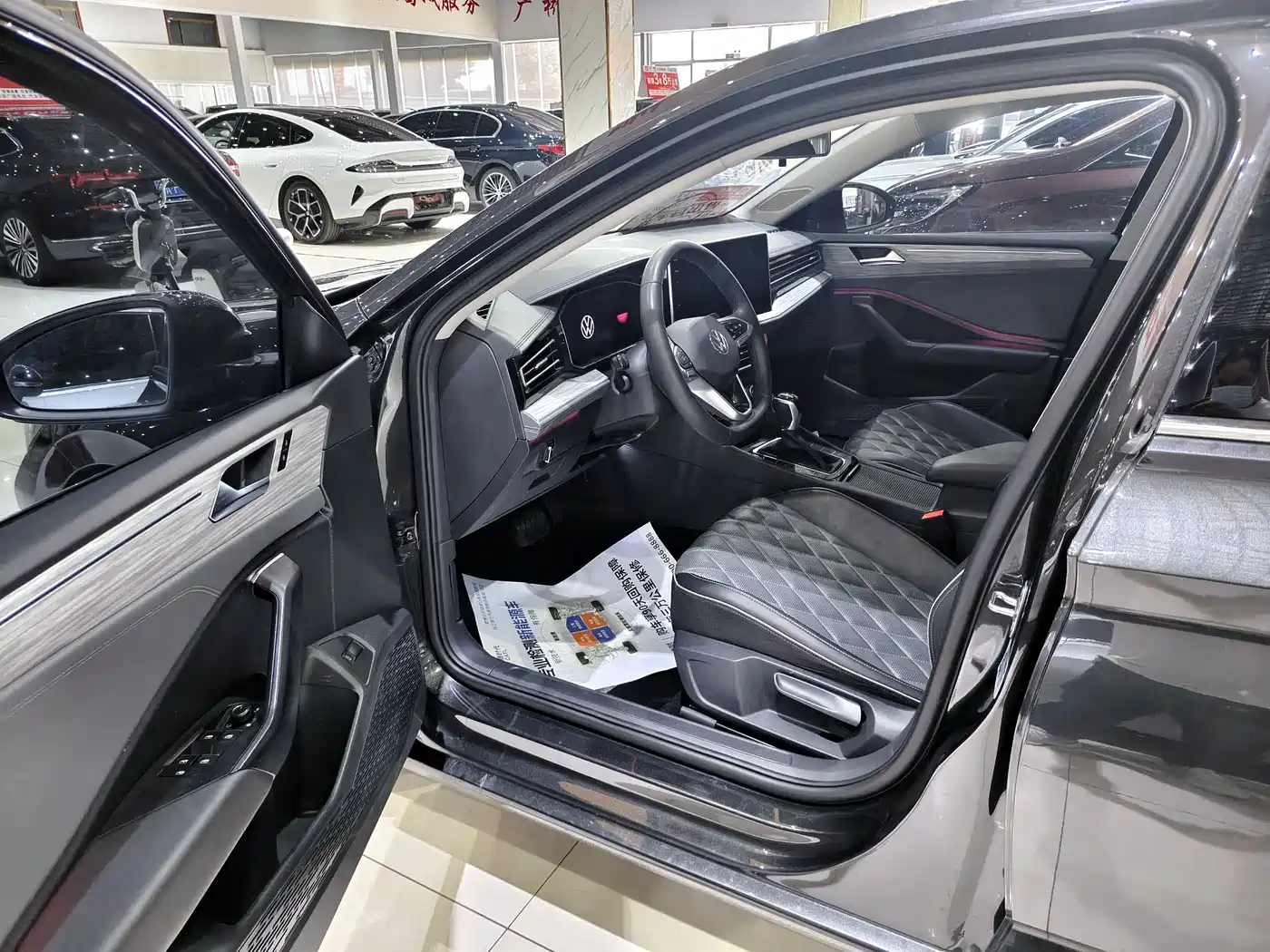 Volkswagen Sagitar 2023 300TSI DSG Surpassing Edition фото 4