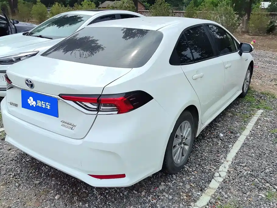 Toyota Corolla 2023 1.8L Smart Hybrid Dual Engine Pioneer Edition фото 3