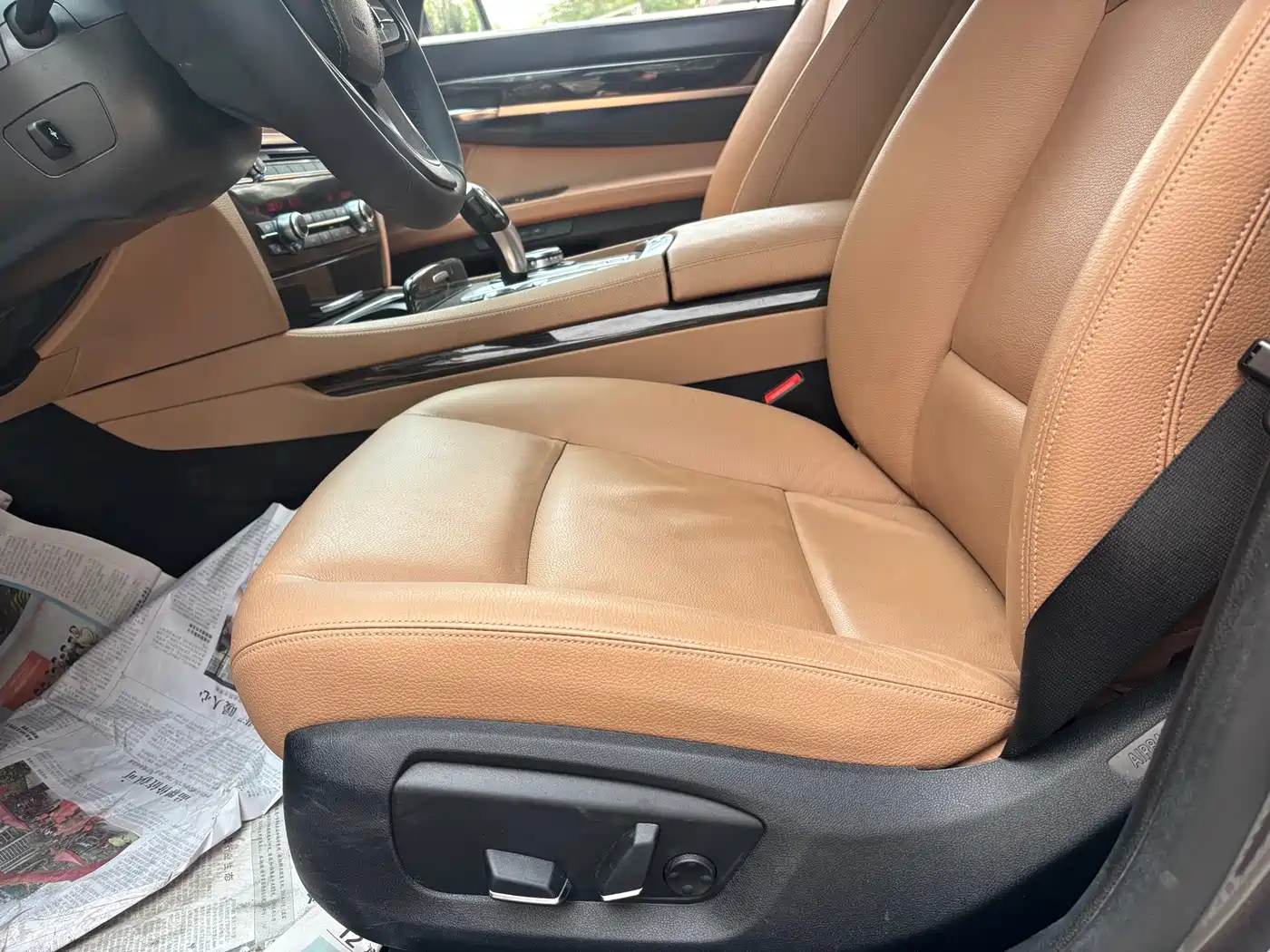 BMW 7 Series 2014 730Li Premium фото 10