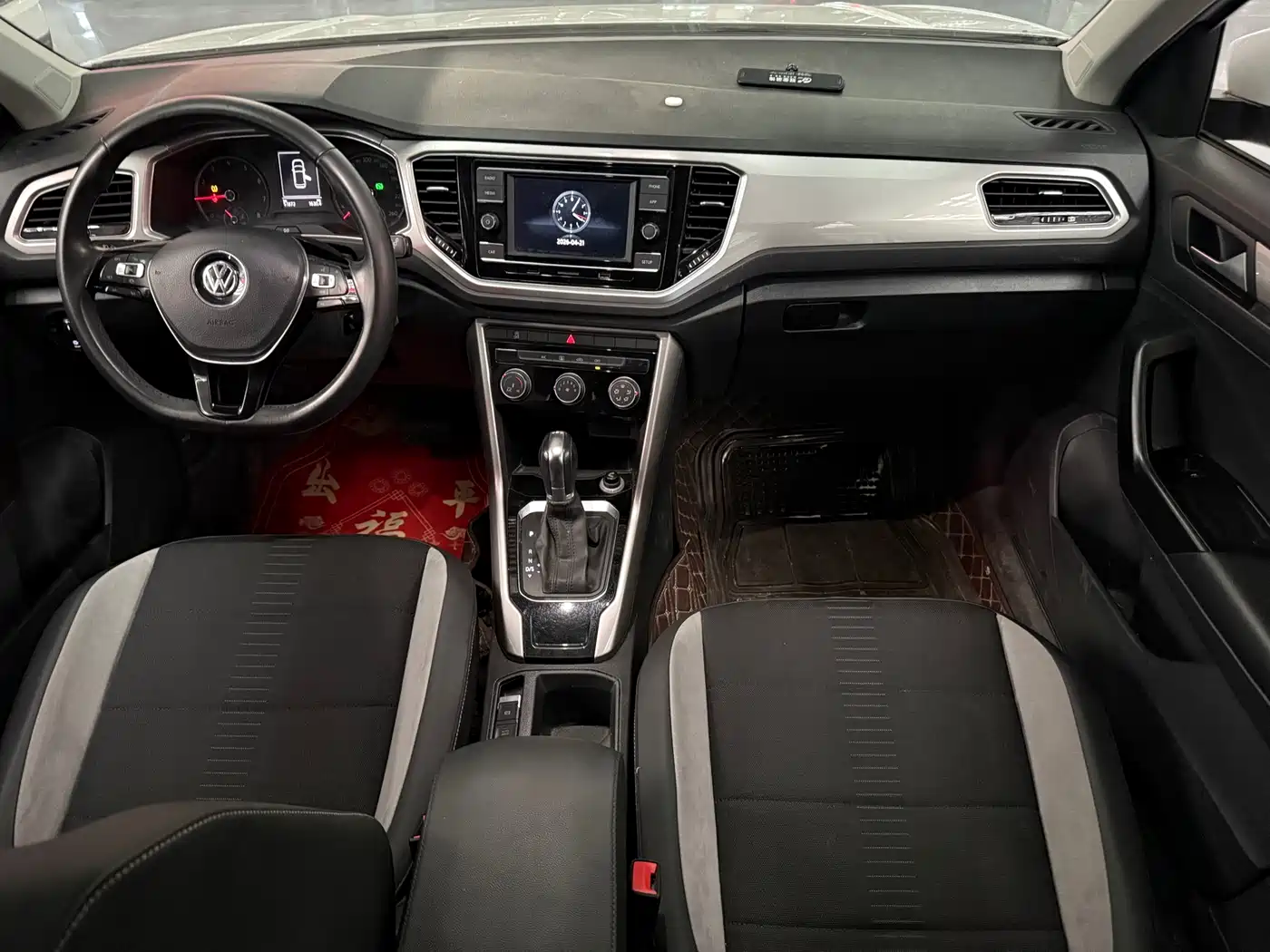 Volkswagen T-ROC 2020 280TSI DSG FWD Elite фото 7