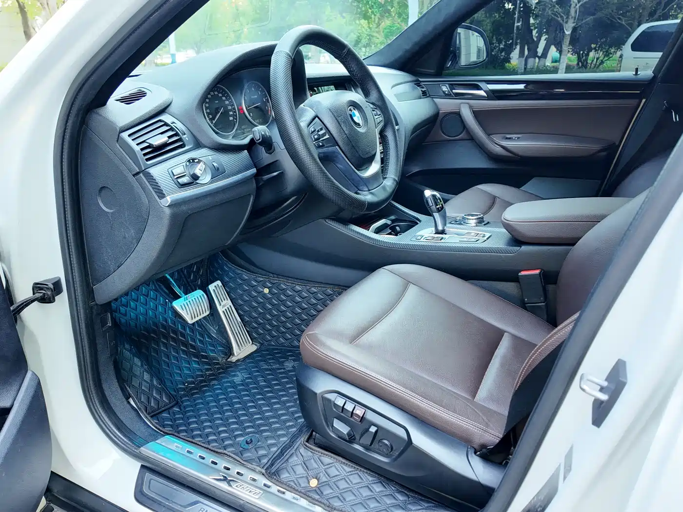 BMW X4 2014 xDrive20i X Design Package фото 11