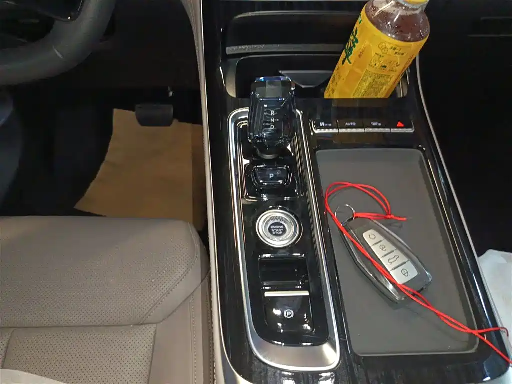 Geely Boyue L 2026 2025 4th Generation 1.5TD DCT Journey Start