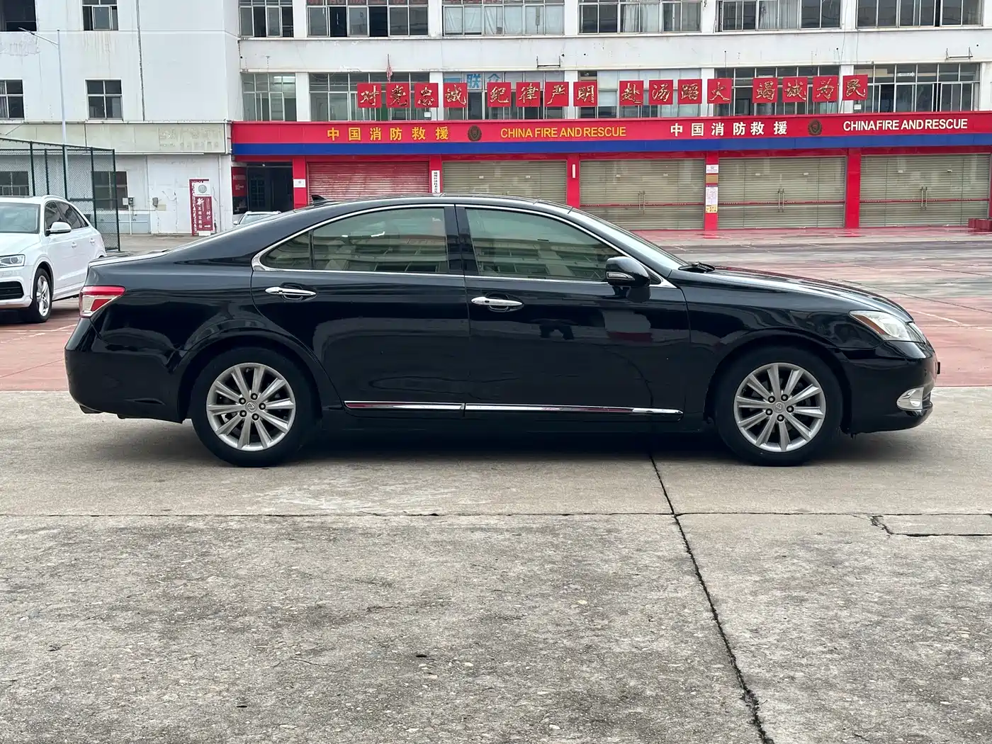 Lexus ES 2012 240 Special Limited Edition фото 7