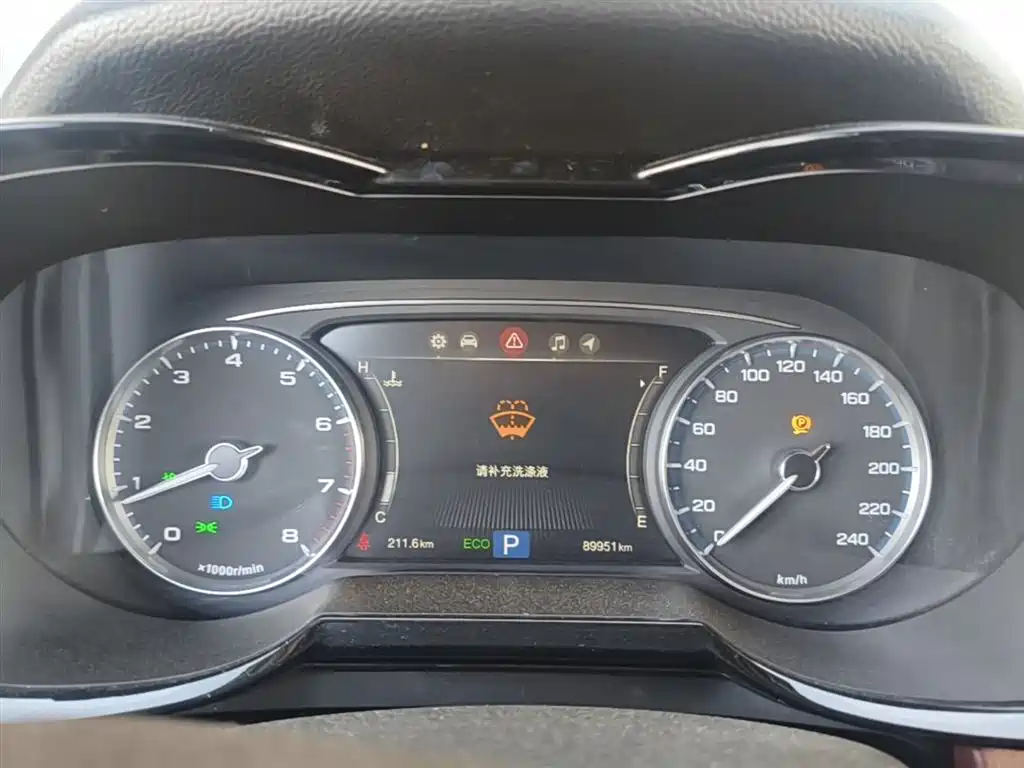GAC Trumpchi Trumpchi GS8 2017 320T 2WD Luxury Smart Connect (7-seater) фото 12