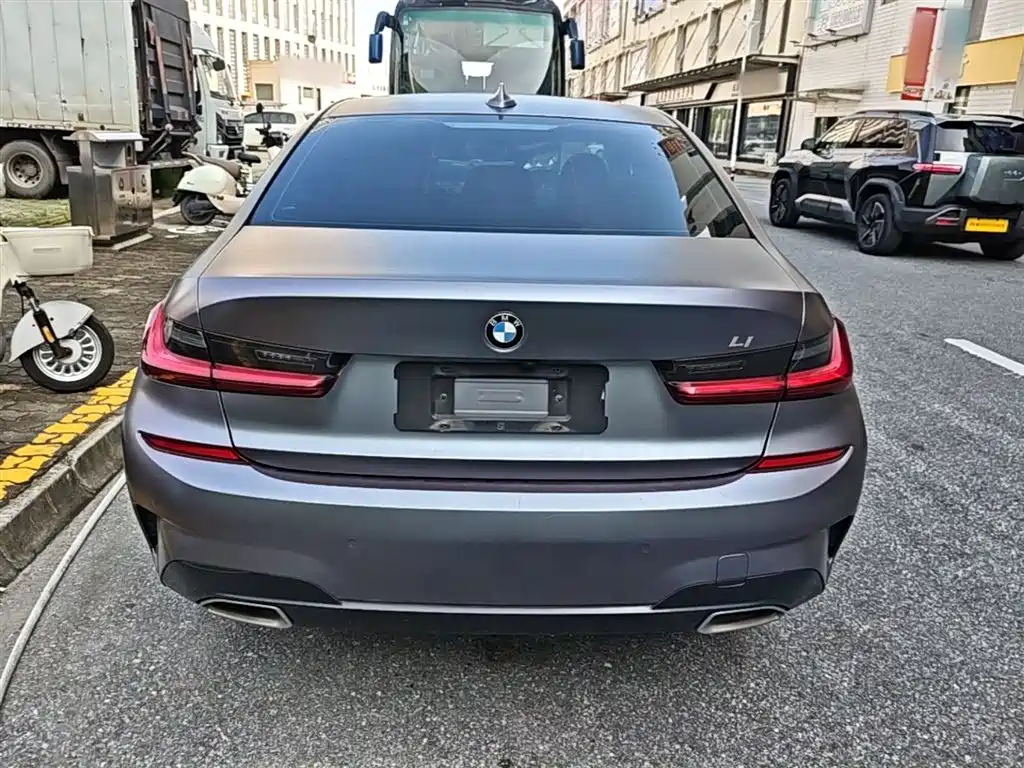 BMW 3 Series 2022 320Li M Sport Package фото 6